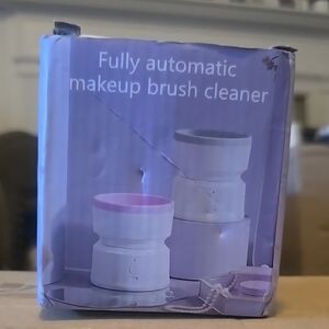 Fully Automatic Makeup Brush Cleaner